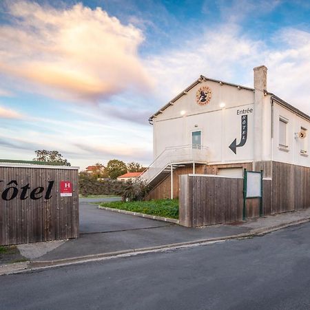 Hotel De La Gare Surgères Eksteriør bilde